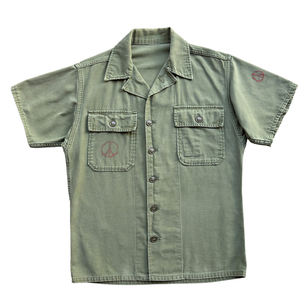 60s Custom peace sign cotton army shirt. vietnam era S/M