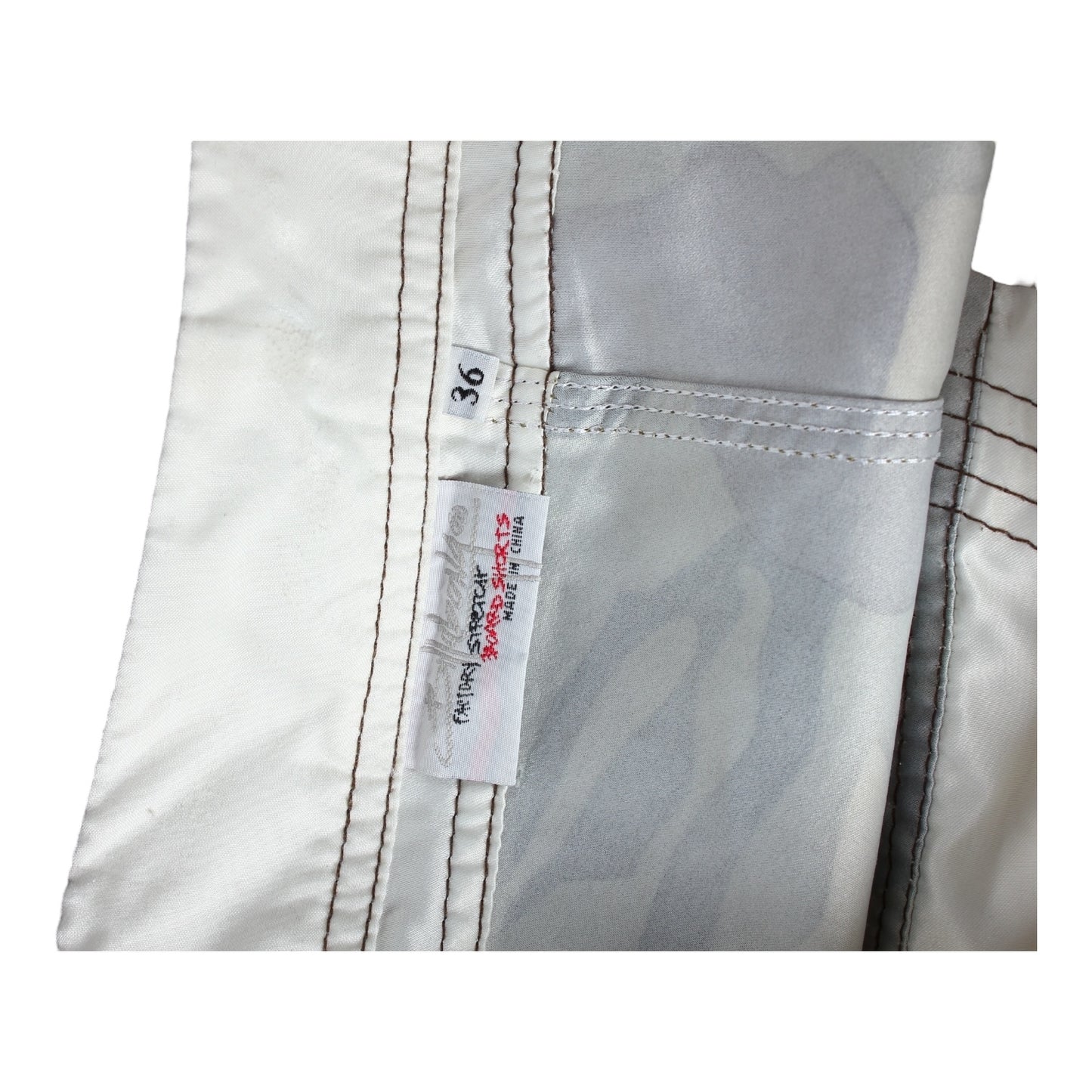 Y2k Billabong board short 36