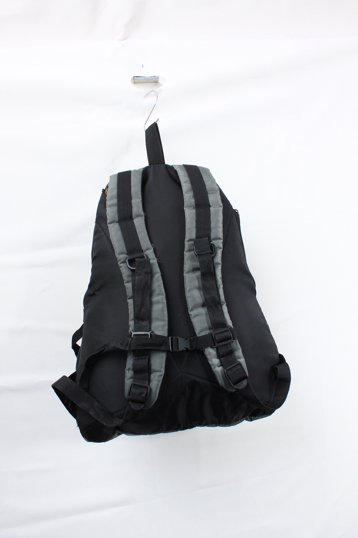2000s Gap backpack