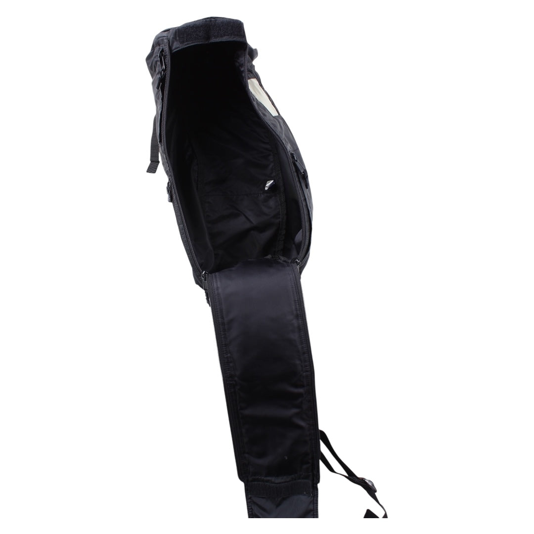 2003 Gap shoulder cargo bag