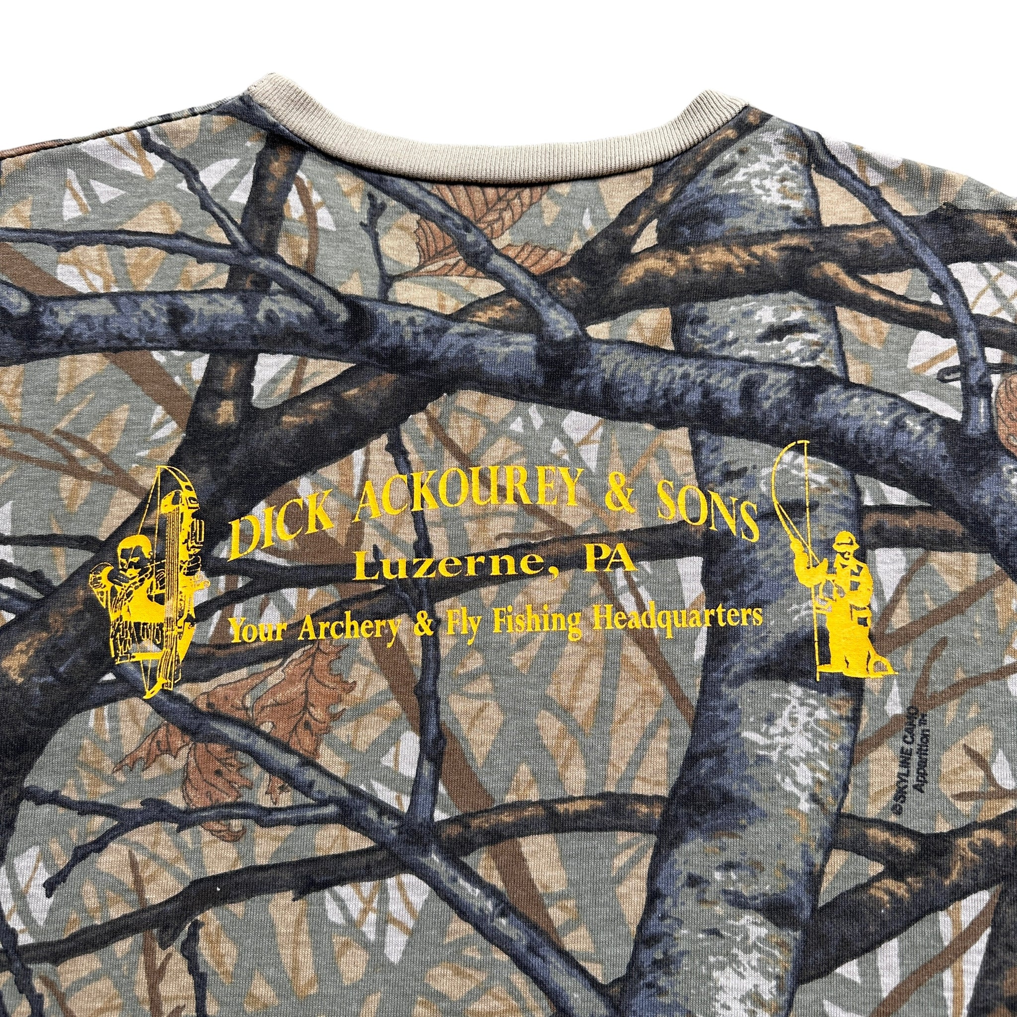 90s Pennsylvania and fishing and archery camo tee large