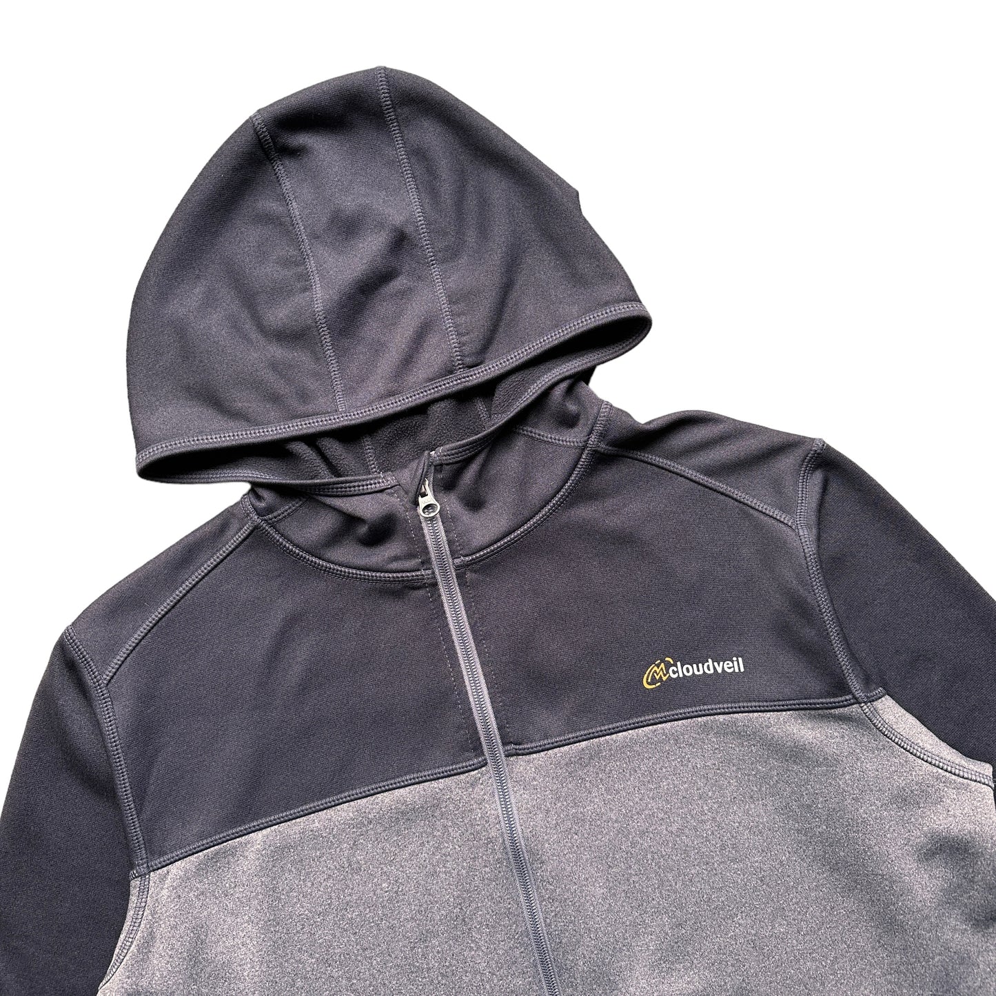 Cloudveil hoodie medium