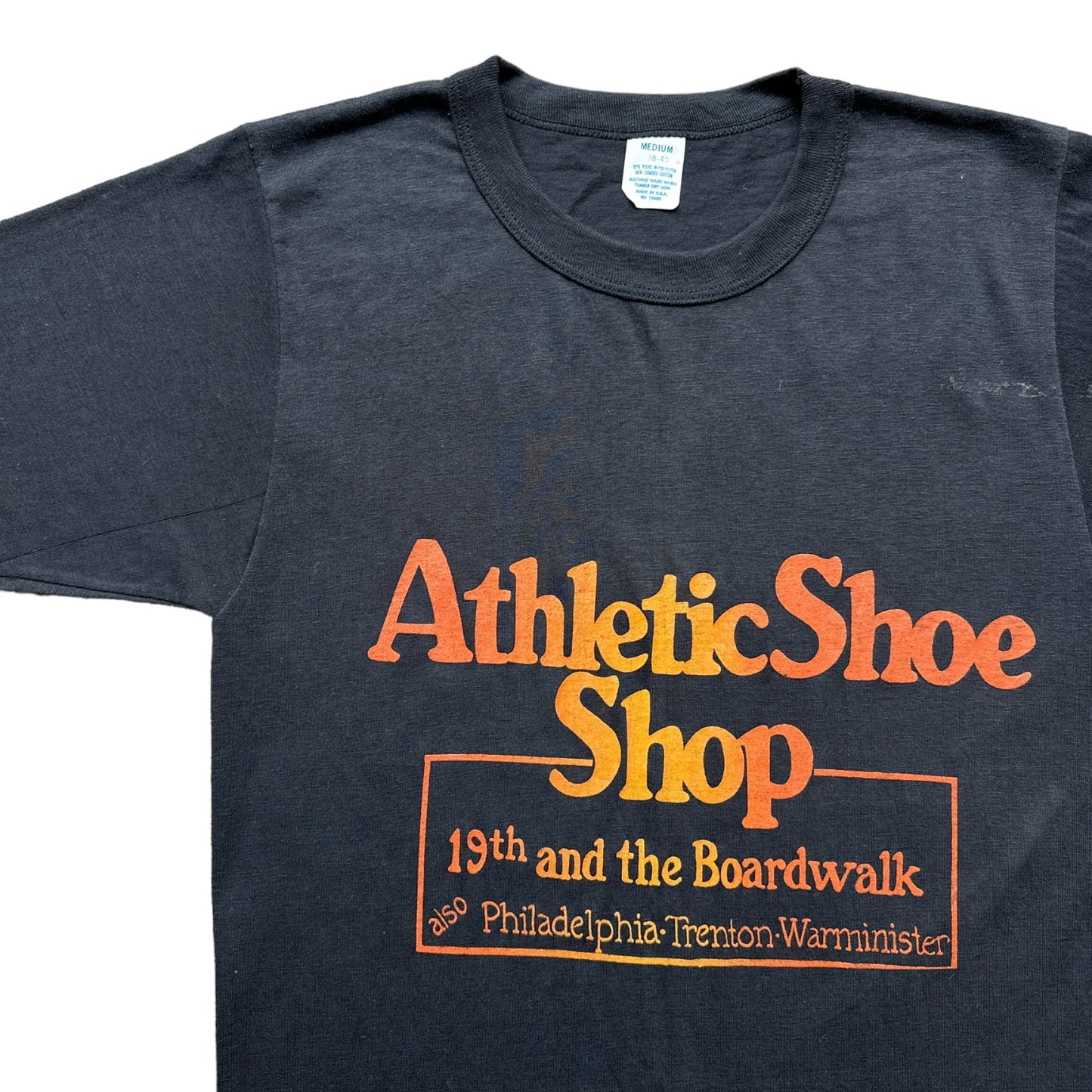 70s Athletic shoe shop philadelphia tee small