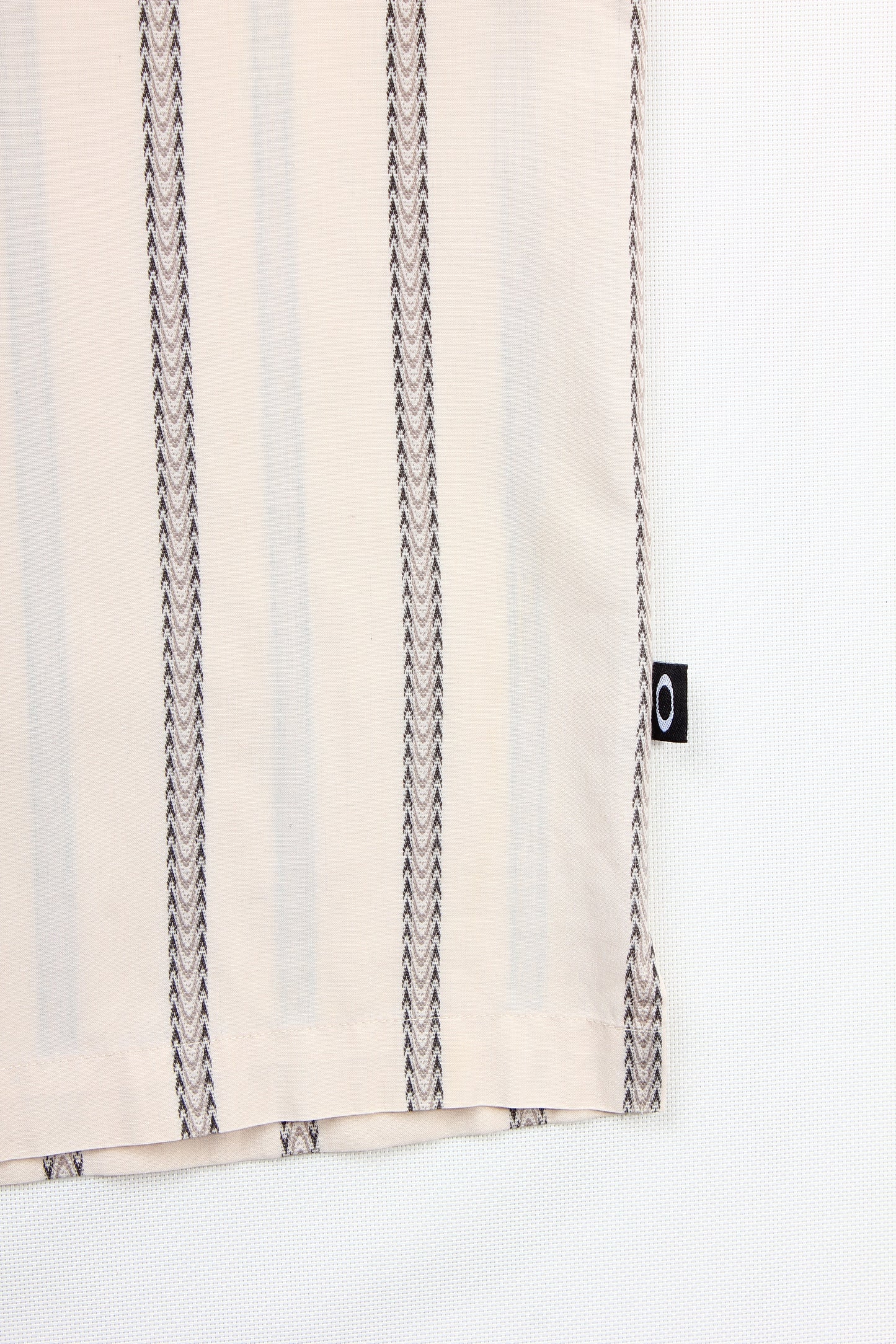 2000s Oakley button down L/XL