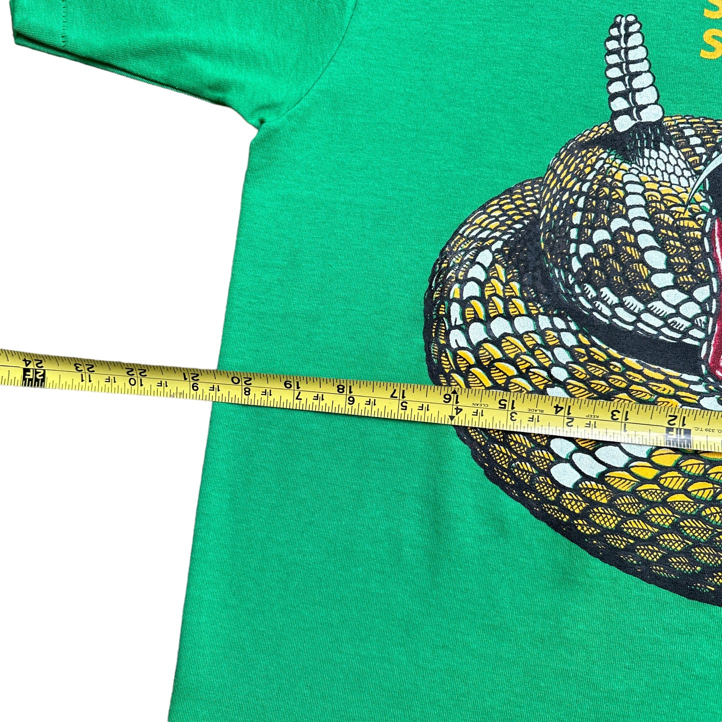 90s Rattle snake tee Medium noxen strikers