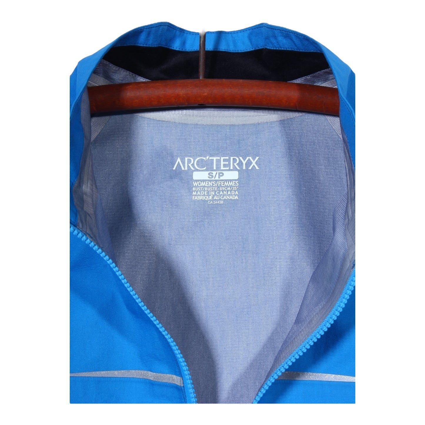 2011 Arc’teryx running shell Made in canada🇨🇦 women’s small