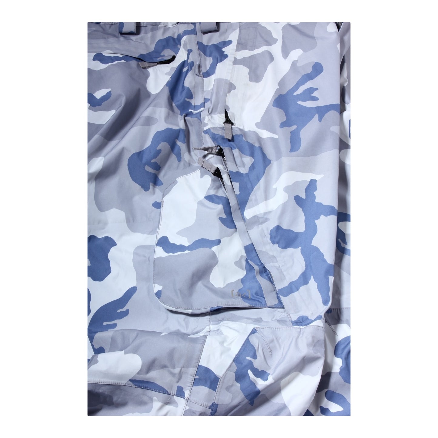 Burton AK snow camo kit large top XL pant