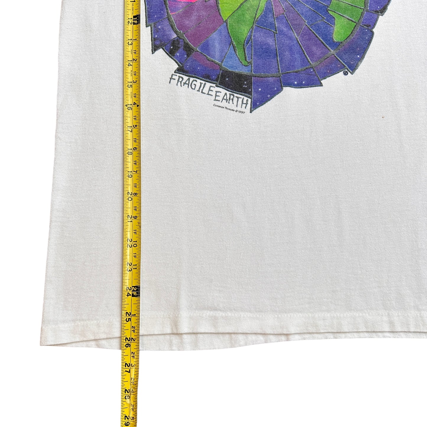 90s Fragile earth tee medium