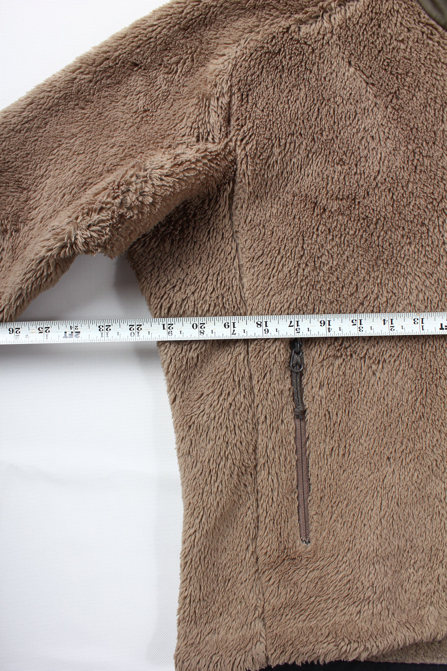 2000s Arc’teryx Delta SV fleece Small