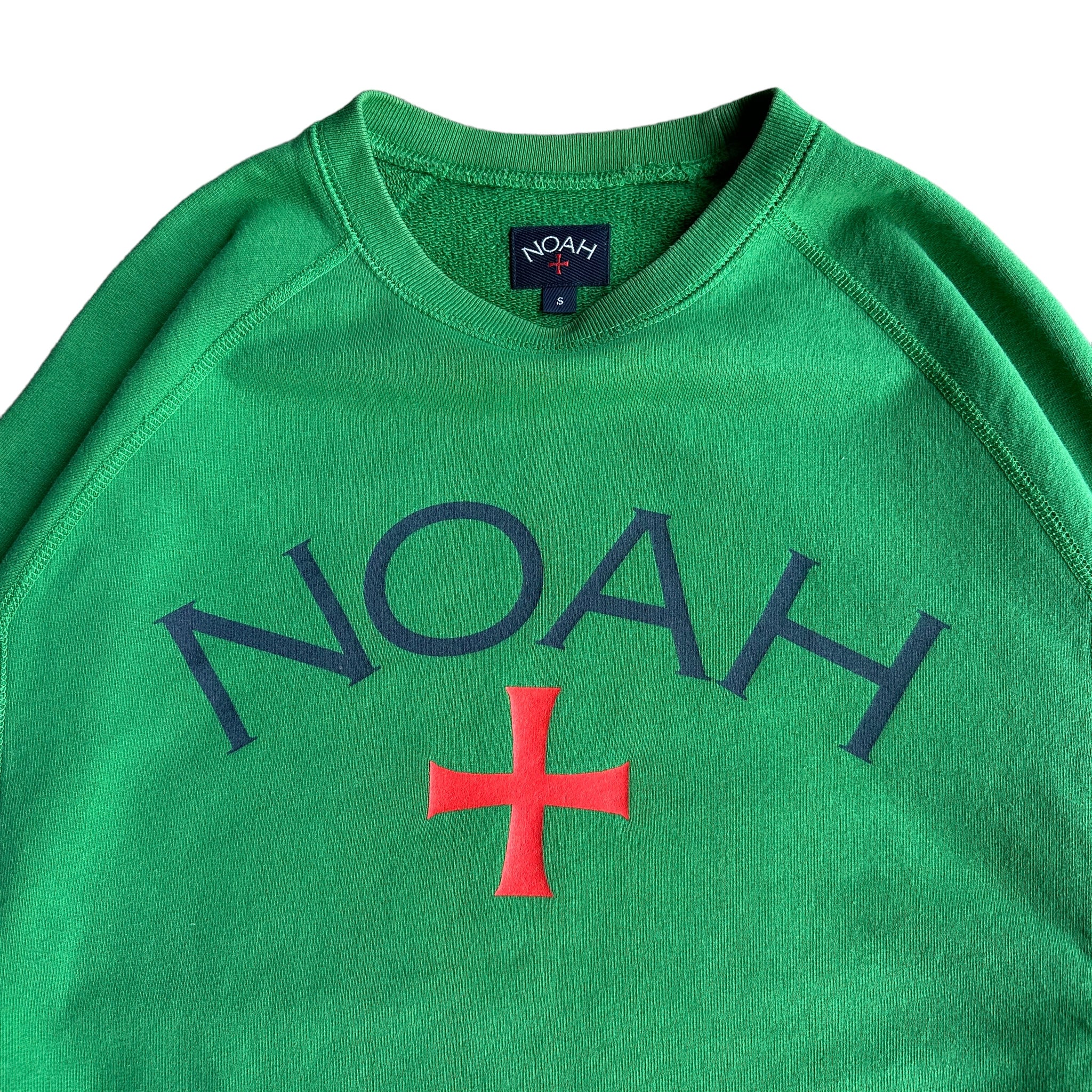 Noah core logo jelly green crewneck small