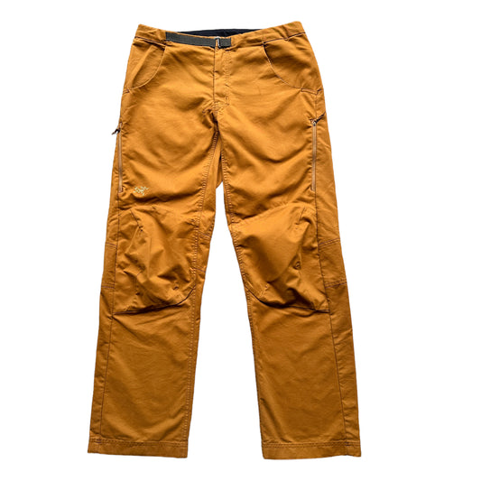 Arteryx Sturdy cotton climbing pants   32/32