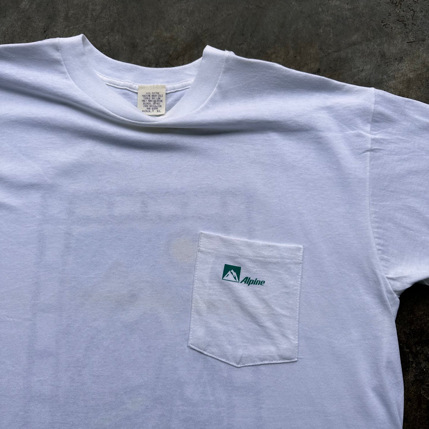 90s Alpine pocket tee    XL