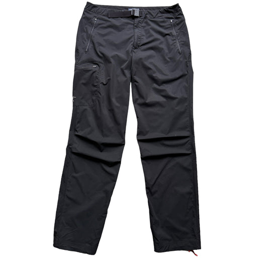 Arc’teryx hiking pants  Large Ta