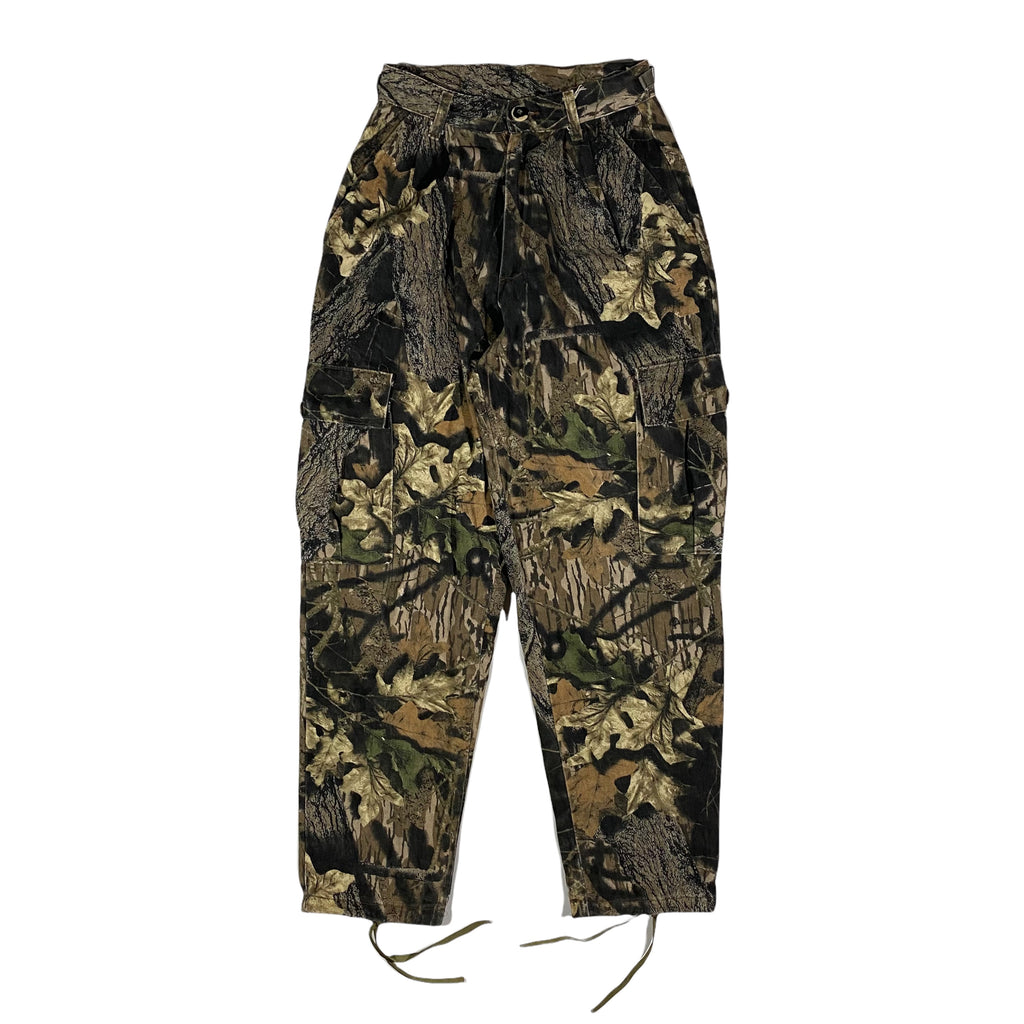 90s soft camo cargo pants. Made in USA. 25x29.