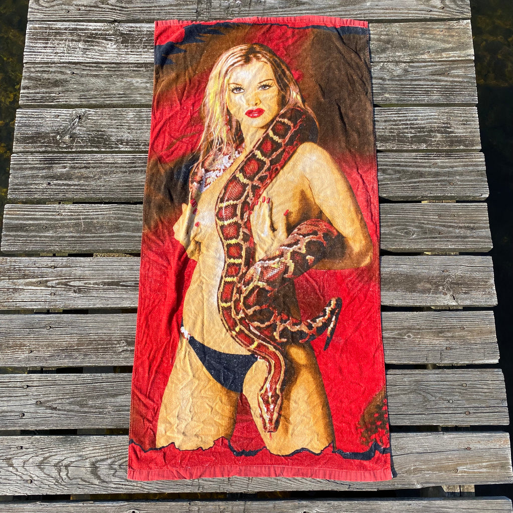 Snake lady towel