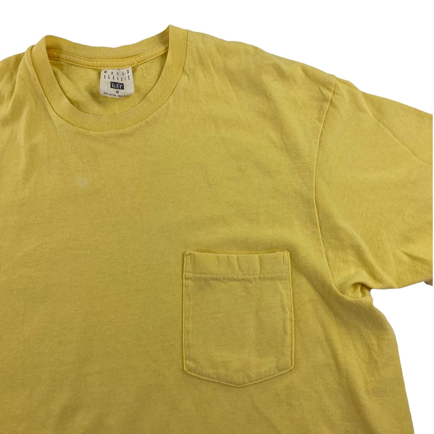 80s Gap pocket tee. medium