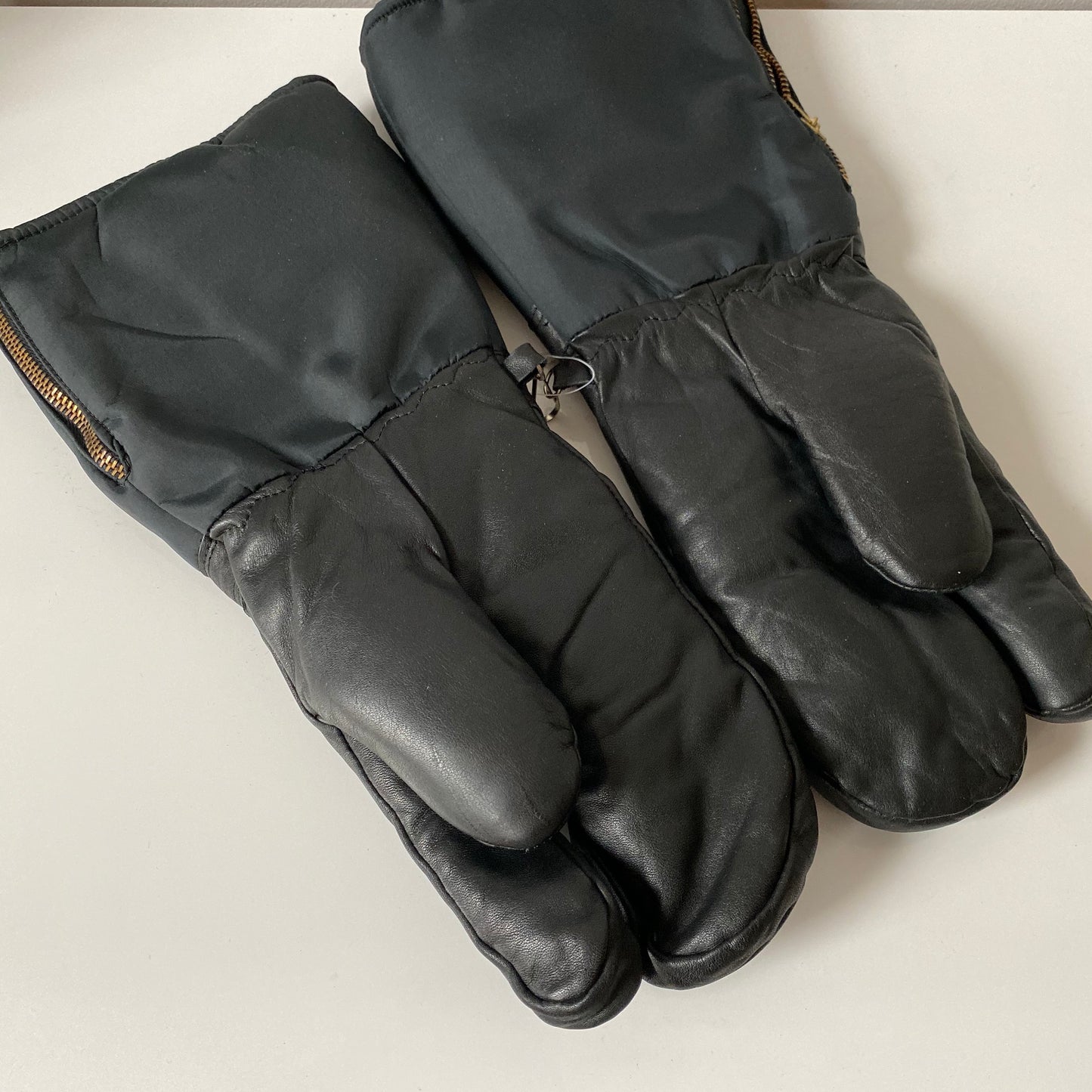 80s Arctic cat snow mobile gloves.