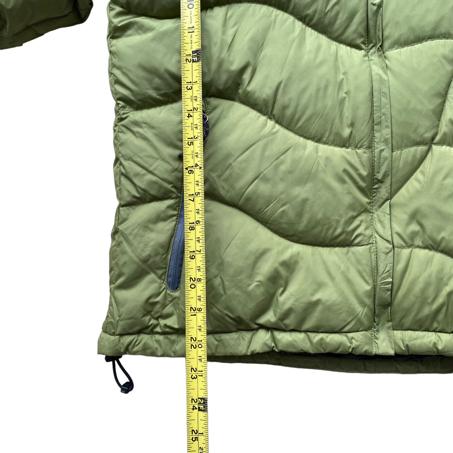 Y2k Mountain hardwear down jacket  Small