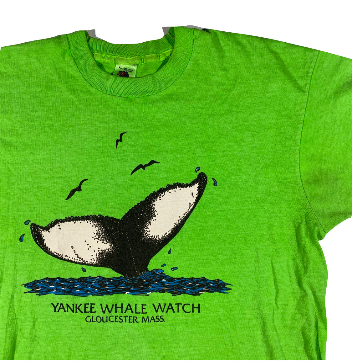 90s Yankee whale watch tee. L/XL