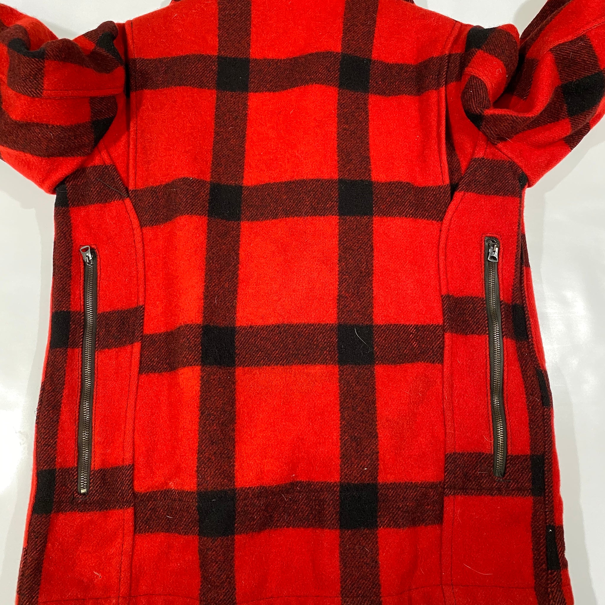 Carters wool hunting jacket. 50/60s Medium fit. 22”/26”