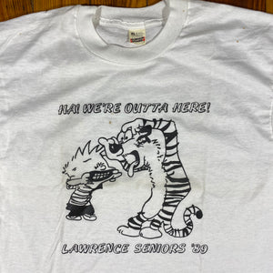 1989 Calvin and hobbes graduation tee. large fit