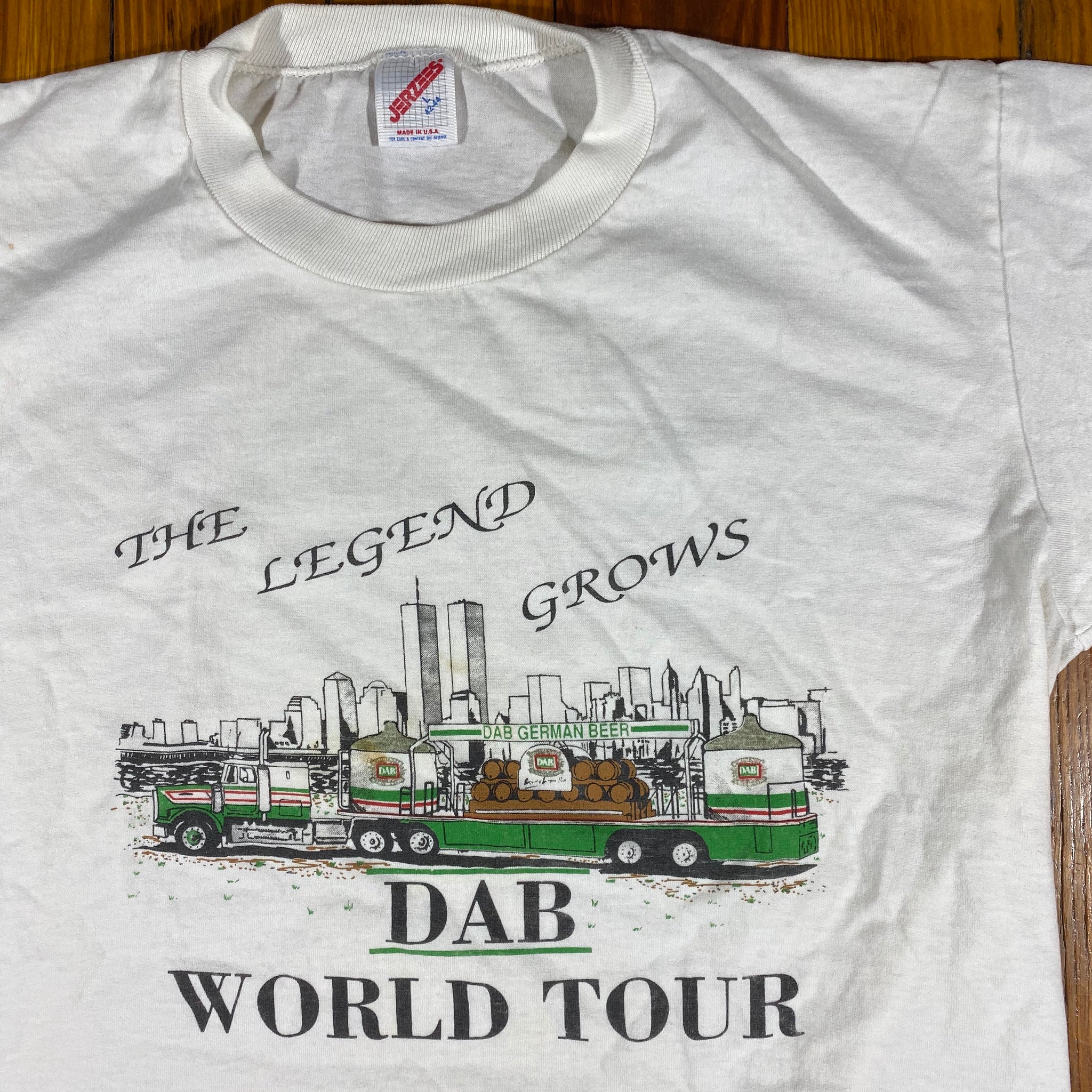 90s Dab world tour tee. twin towers large