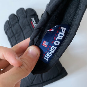 Polo sport gloves.