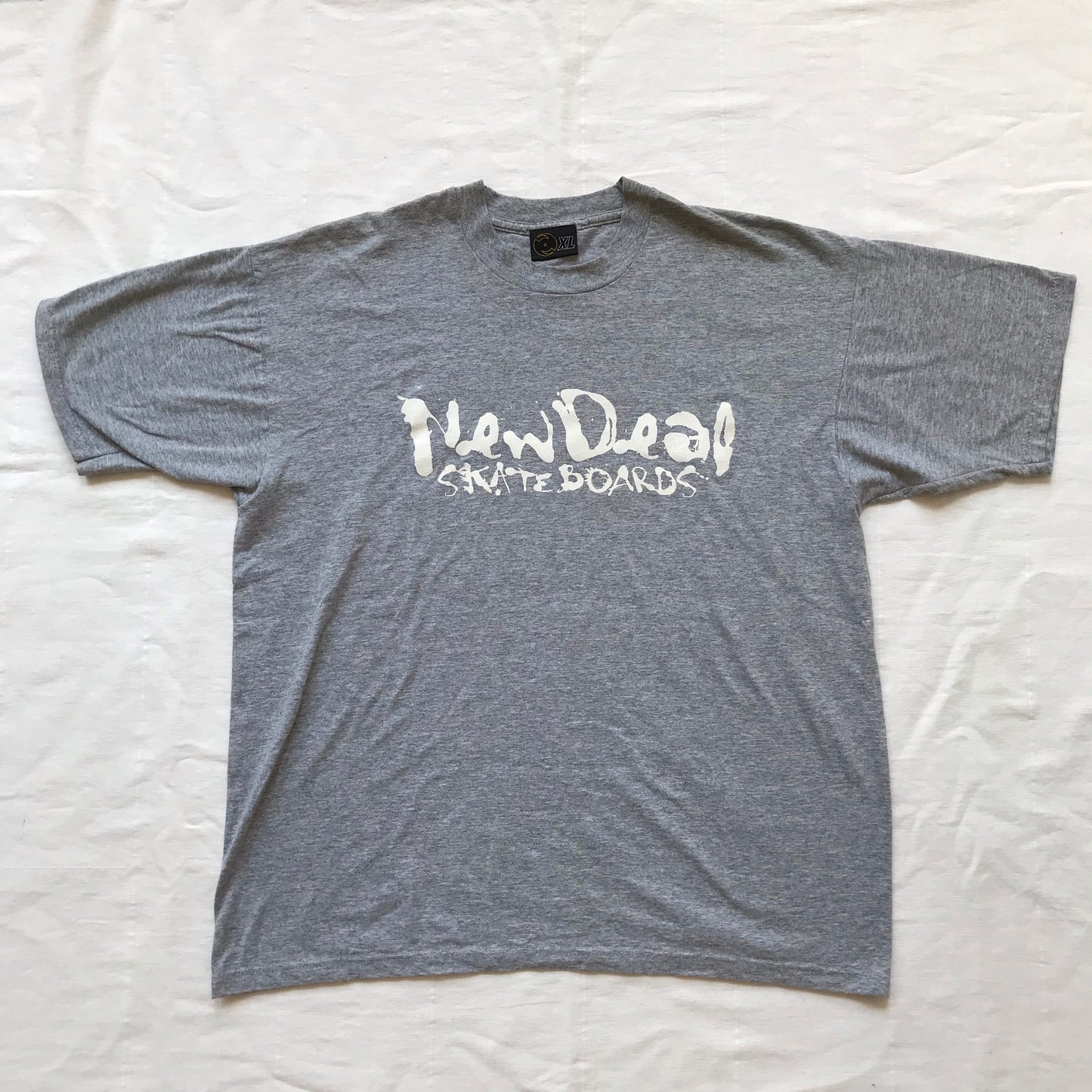 New deal skateboards tee. XL