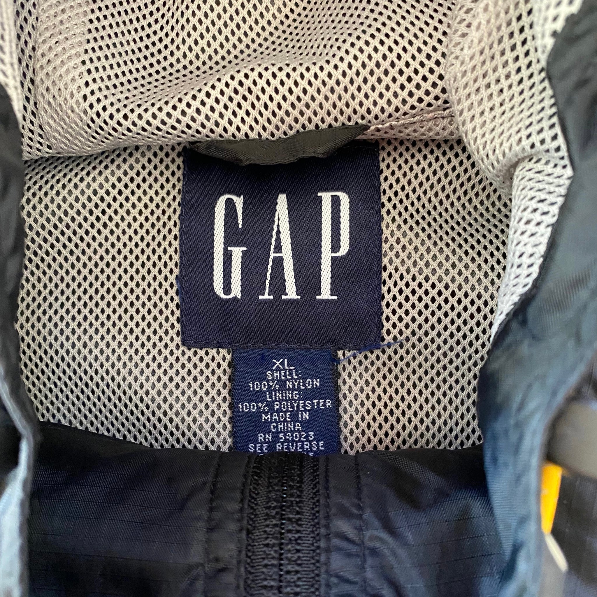 Gap technical hooded vest XL