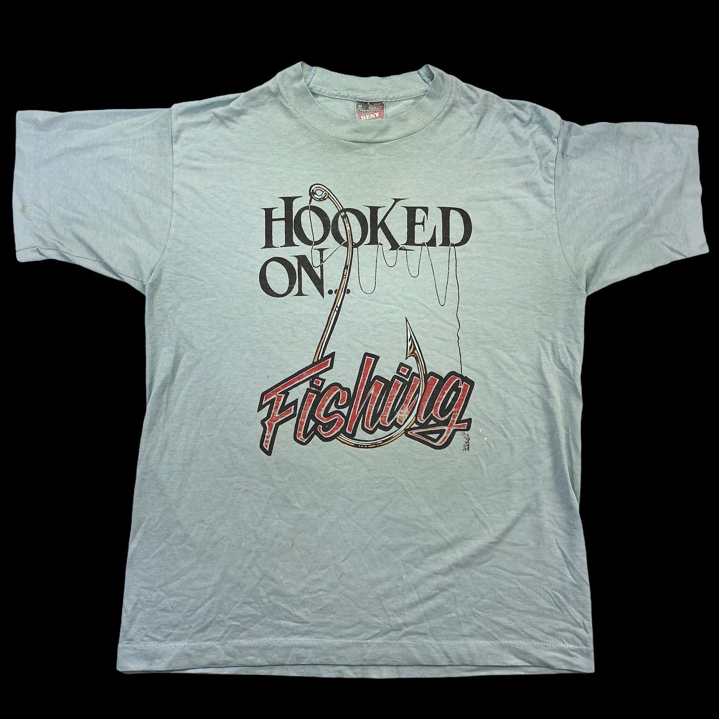 90s Hooked on fishing T-Shirt Medium