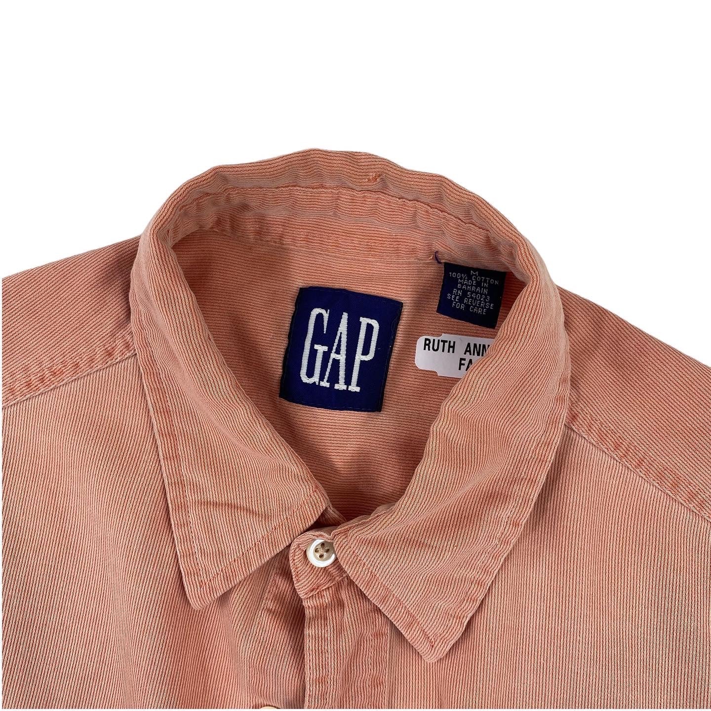 Peach Gap button up shirt. medium