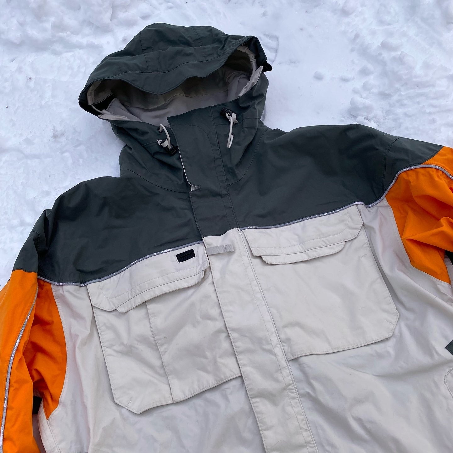 Y2k Burton snowboard jacket sz large
