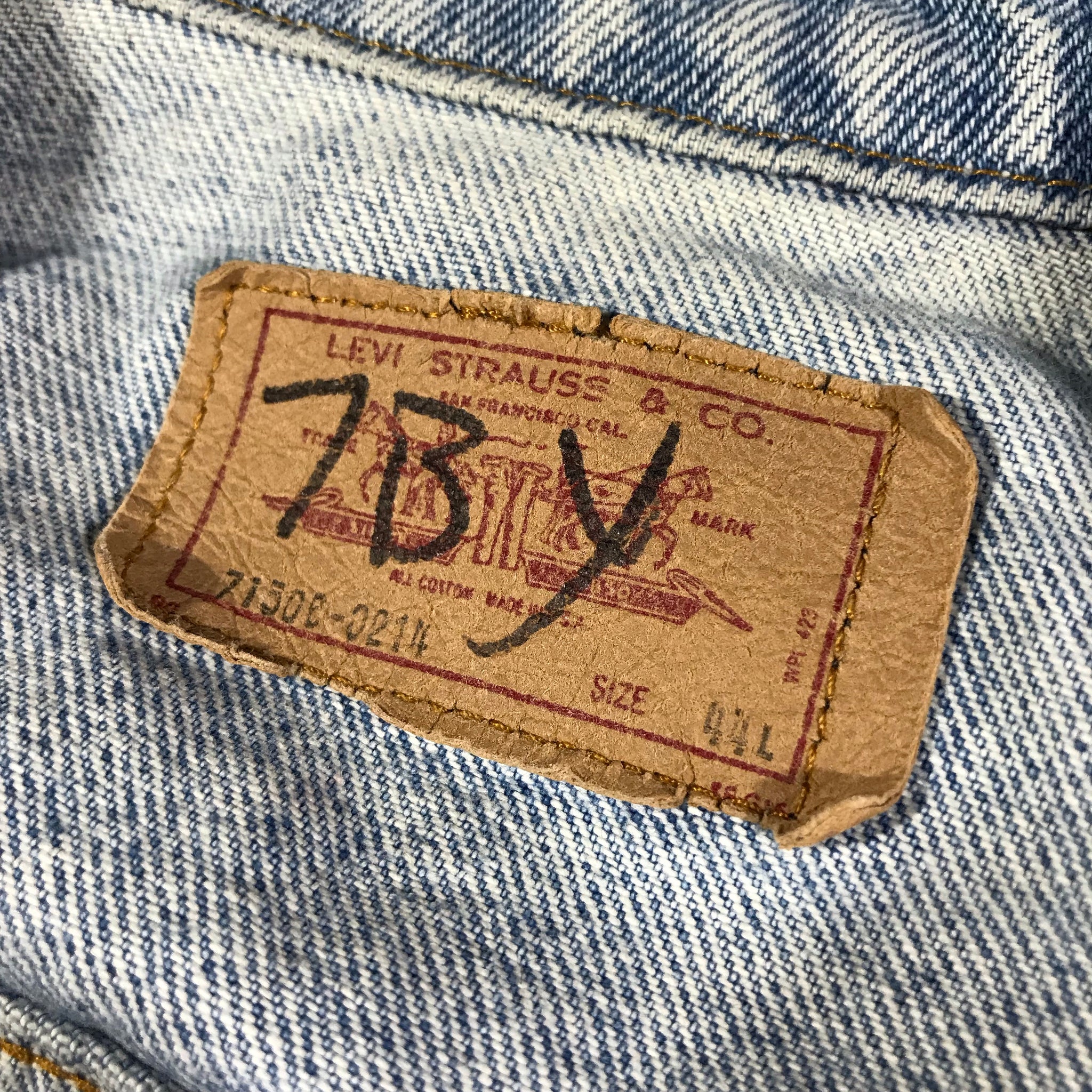 Levis Denim Jacket Made in USA 44L