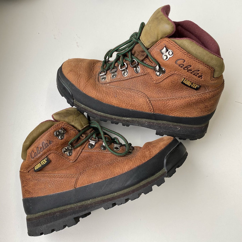 90s Goretex leather hiking boots. Wmns 7