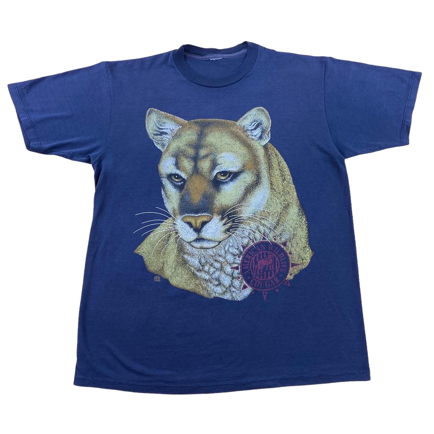 90s Mountain lion tee. large