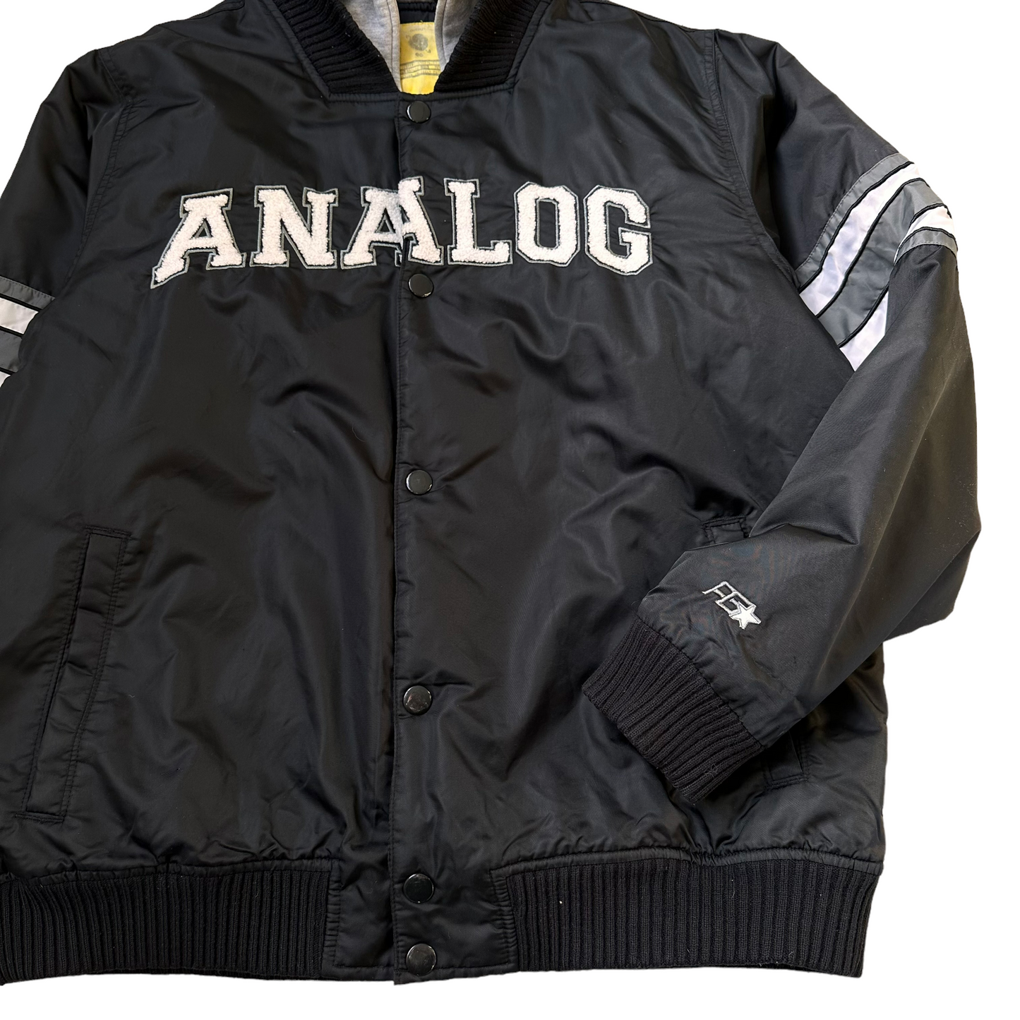 Analog collegiate snap button jacket   Large fit