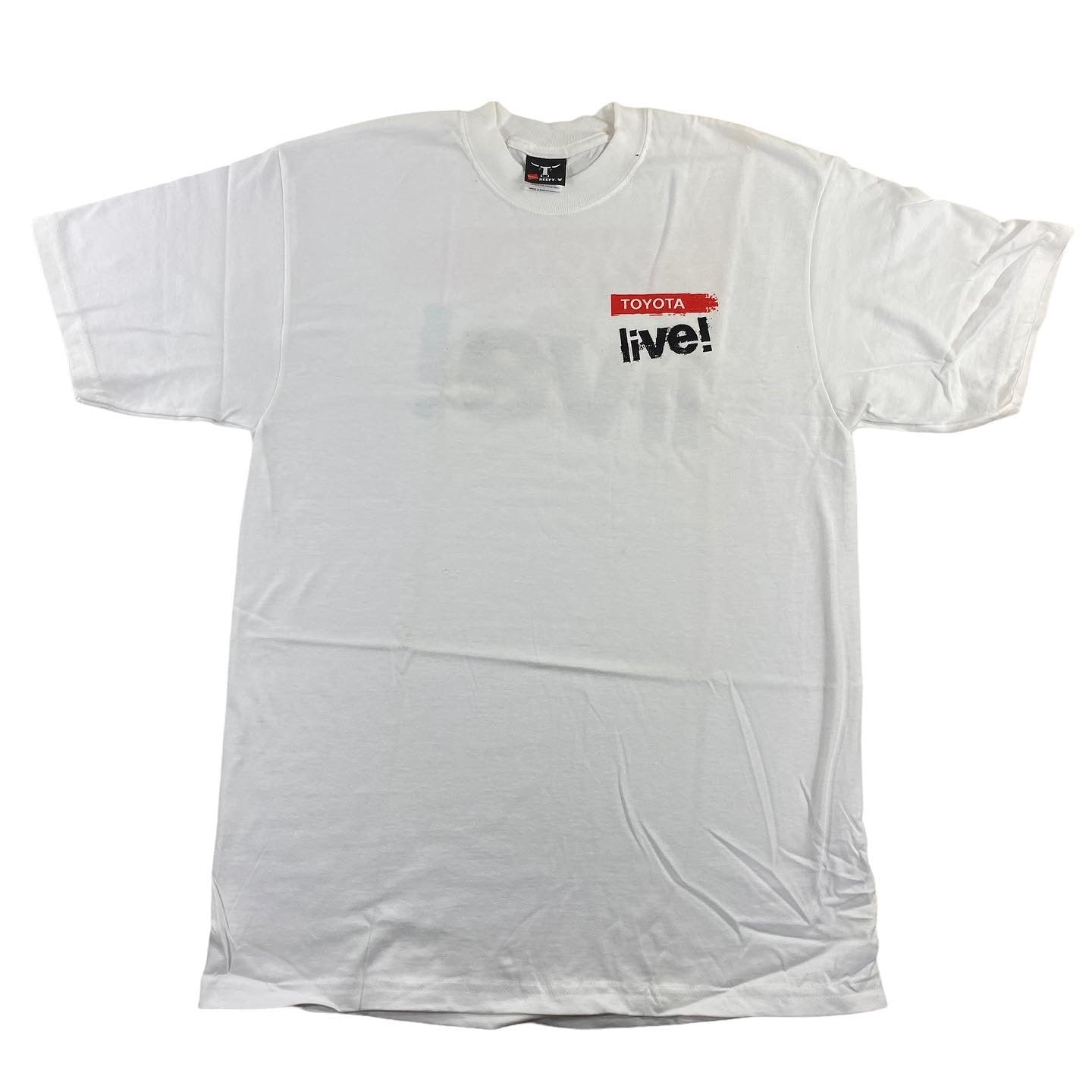 Y2K Toyota live tee. medium