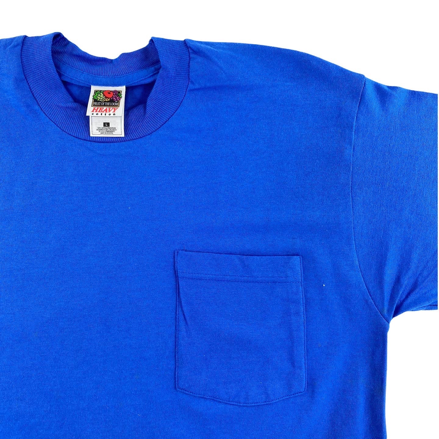 90s Blank pocket tee. blue. large