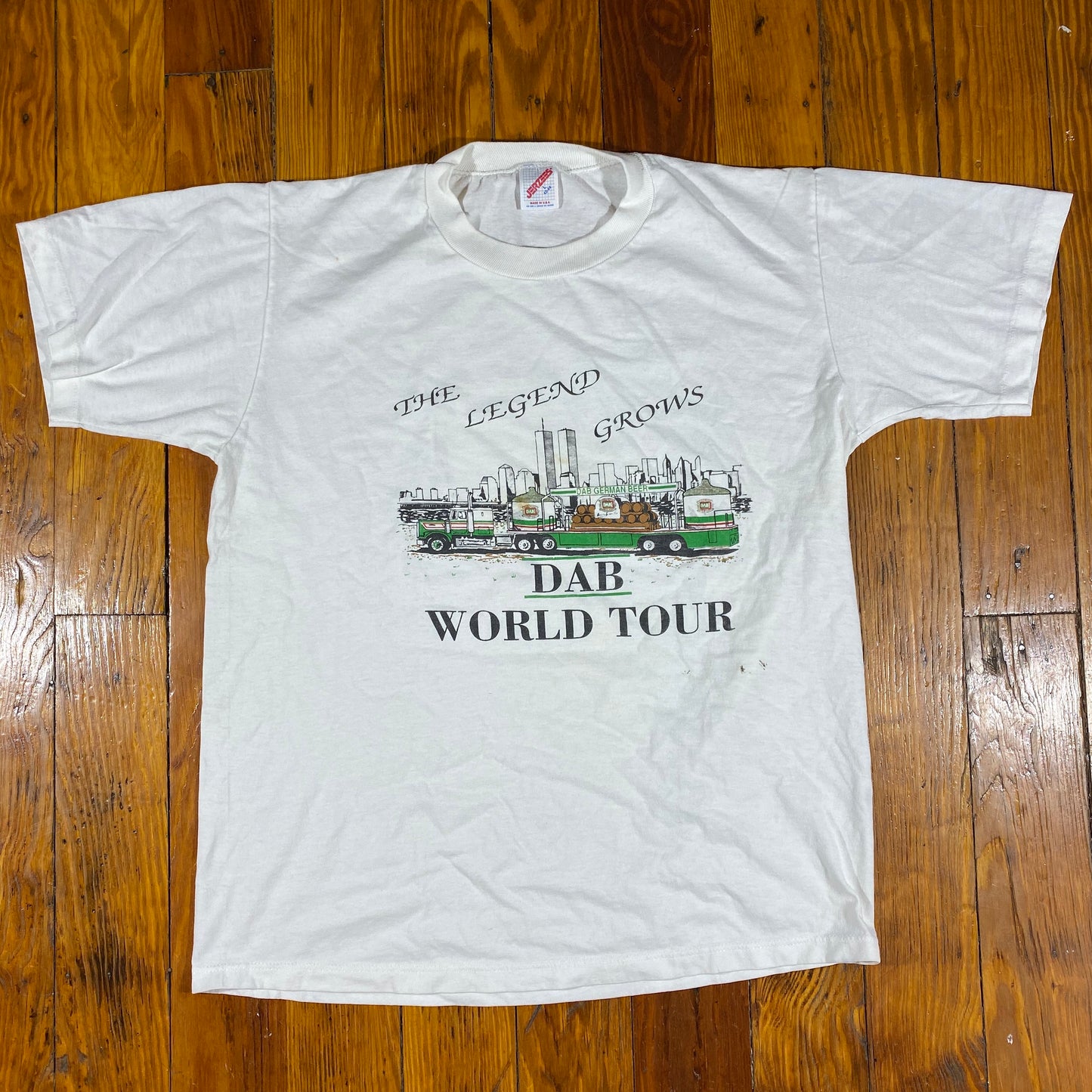 90s Dab world tour tee. twin towers large