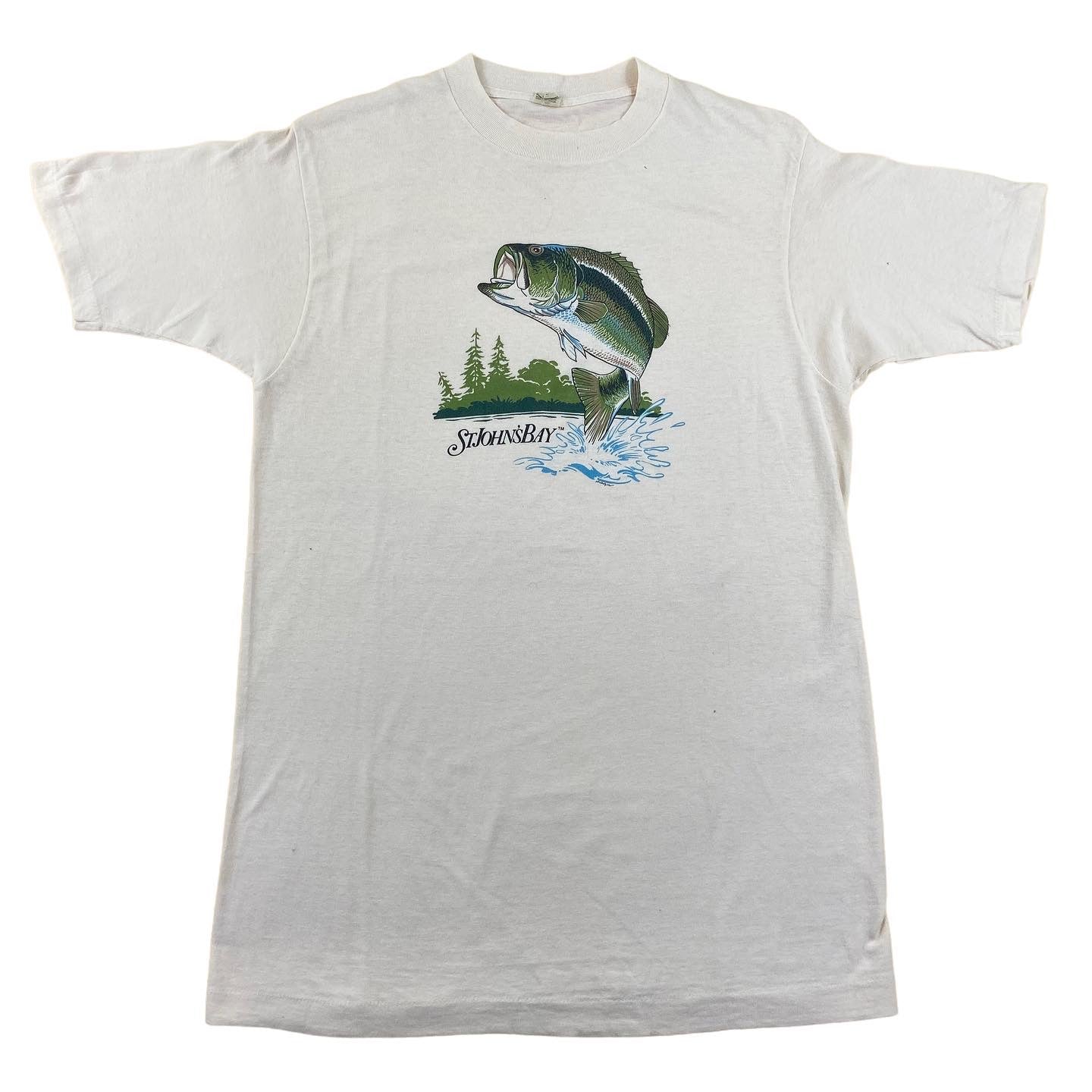 80s St. john’s bay bass tee. medium long